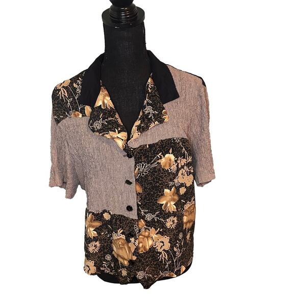 Vintage Studio C Floral Printed Button-Up Shirt – Retro Bloom Style - Picture 1 of 8